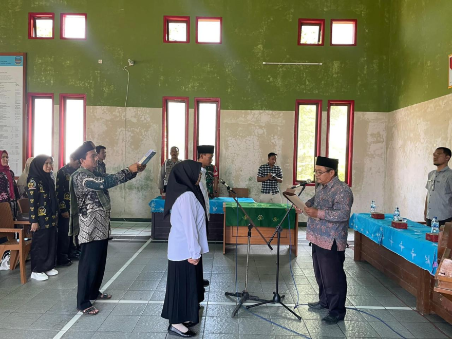 Pelantikan Perangkat Desa Kertamukti Unsur Kewilayahan